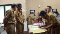Serius Dalam Percepatan Penghapusan Kemiskinan Ekstrem, Pj. Bupati Takalar Kumpulkan Kepala OPD dan Camat