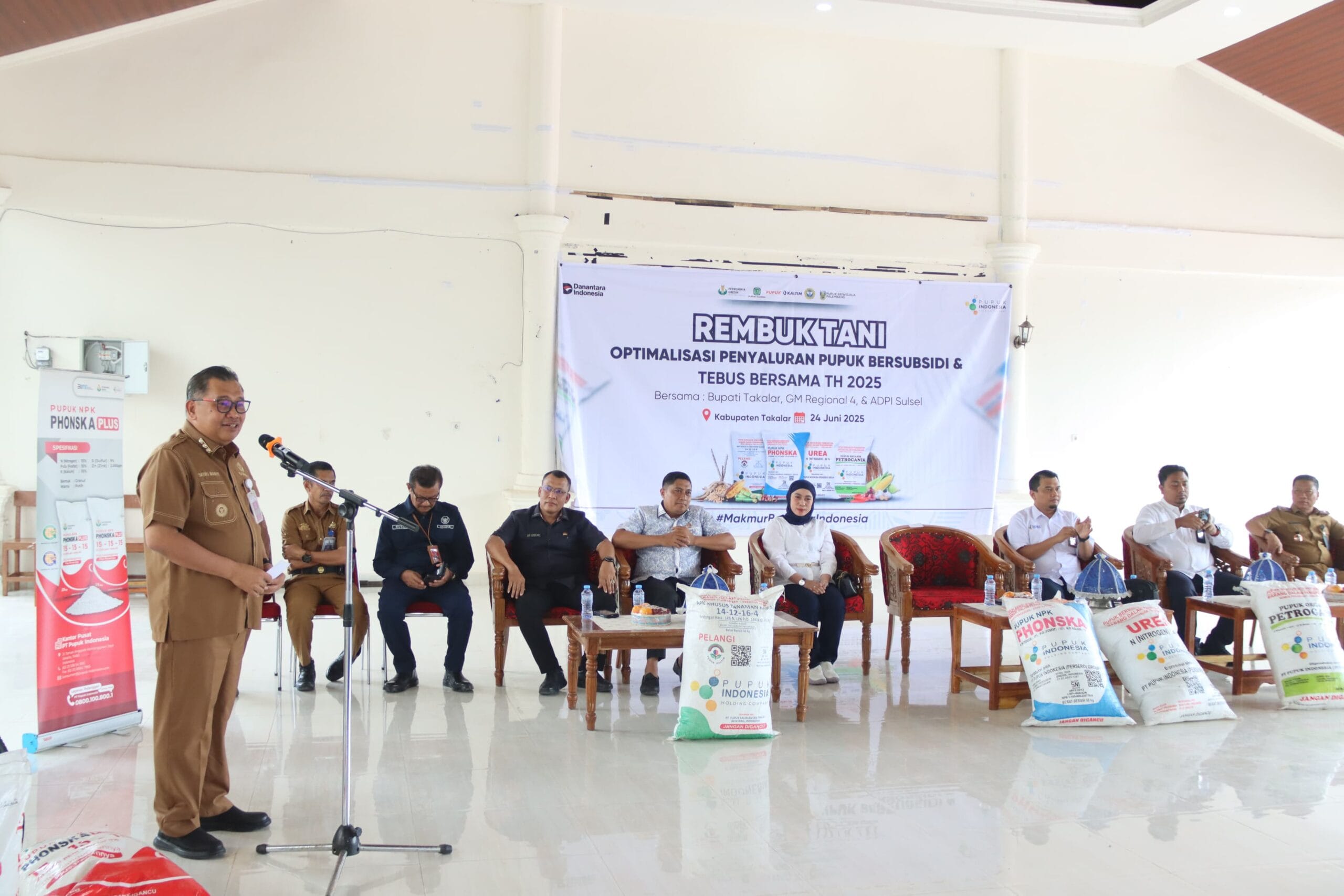 Optimalkan Alokasi Pupuk Bersubsidi, Bupati Takalar Buka Sosialisasi Penyaluran