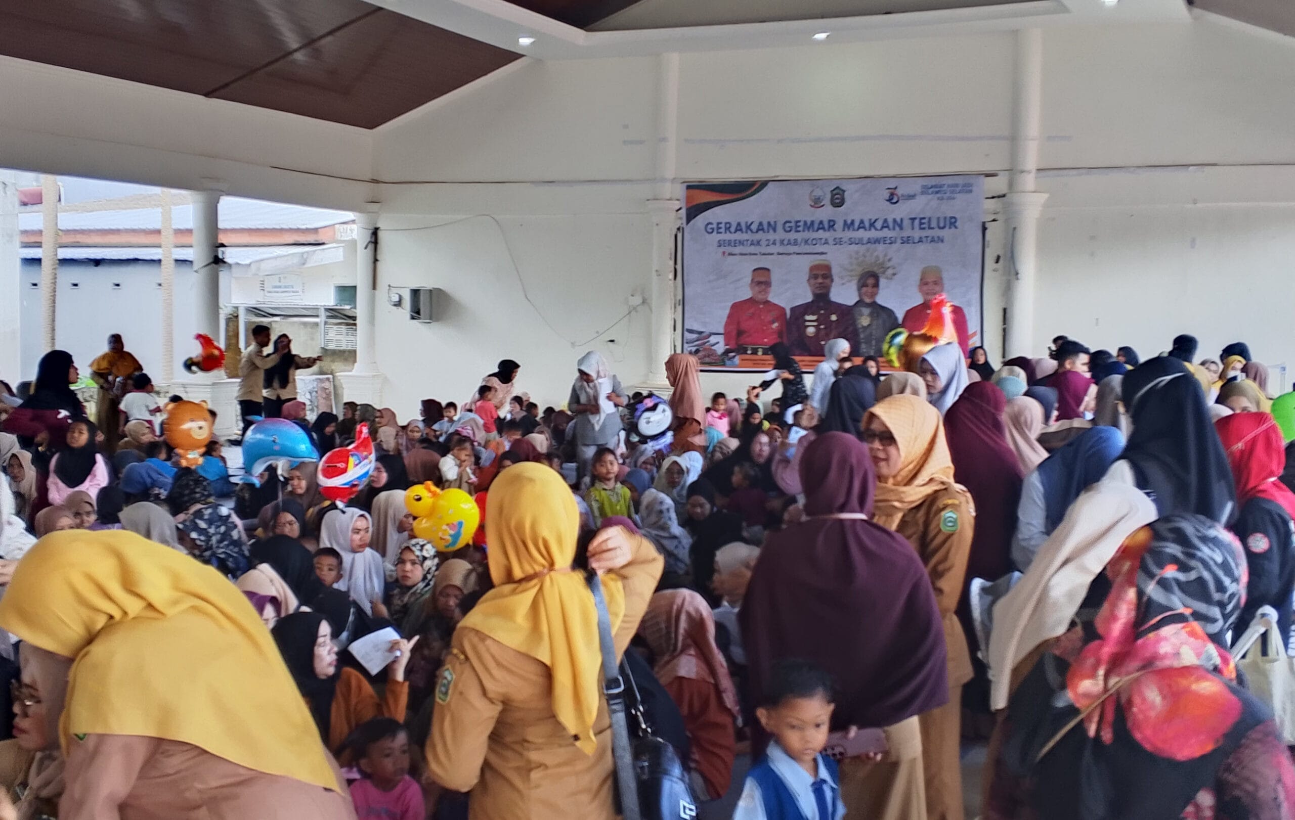 Pemeriksaan Kesehatan Gratis di Baruga Panrannuangku