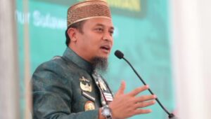 Gubernur Sulsel Andi Sudirman
