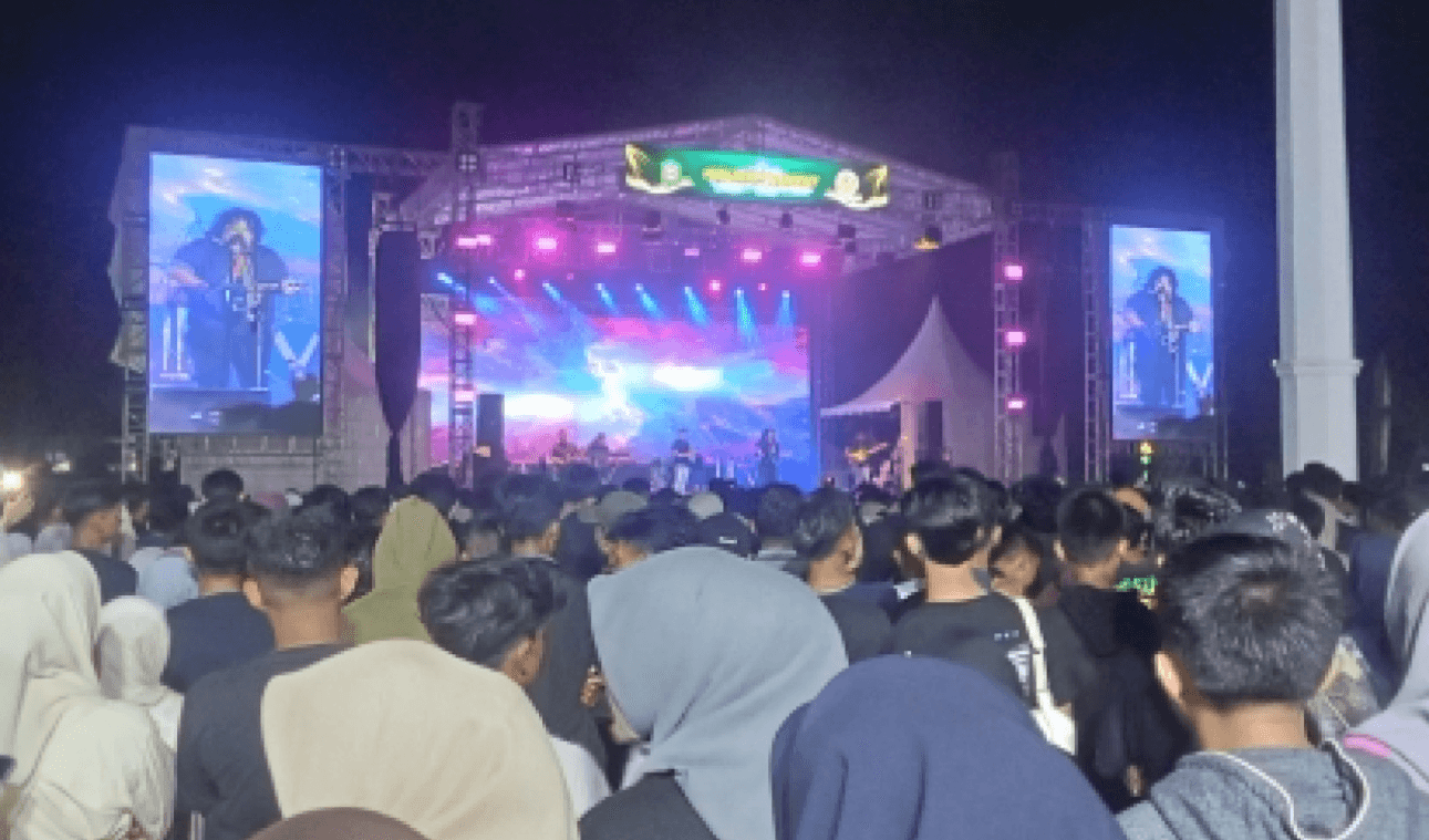 Hipnotis Ribuan Warga, Virzha Ido