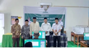 Wakil Bupati Takalar Hengky Yasin bersama jajaran Kemenag saat pembukaan seleksi calon pimpinan BAZNAS Kabupaten Takalar di Pesantren Al Qamar