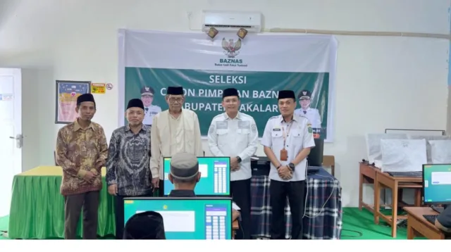 Wakil Bupati Takalar Hengky Yasin bersama jajaran Kemenag saat pembukaan seleksi calon pimpinan BAZNAS Kabupaten Takalar di Pesantren Al Qamar