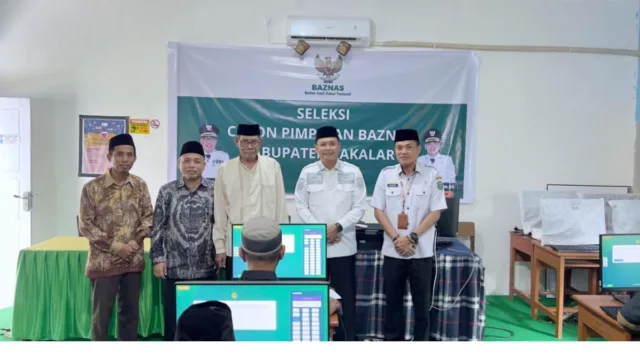 Wakil Bupati Takalar Hengky Yasin bersama jajaran Kemenag saat pembukaan seleksi calon pimpinan BAZNAS Kabupaten Takalar di Pesantren Al Qamar