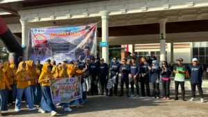 Ribuan peserta mengikuti Jalan Santai Hardiknas Takalar memperingati Hari Pendidikan Nasional