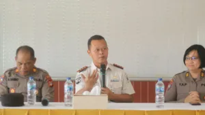 Kepala Lapas Kelas IIB Takalar Andi Gunawan saat melakukan koordinasi bersama perwakilan jajaran Polri