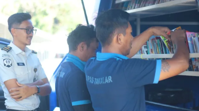 Lapas Takalar Hadirkan Mobil Perpustakaan Keliling demi Bangun Budaya Literasi Warga Binaan