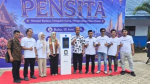 Lauching Siqola.id di SMAN 2 Takalar, Hj. Fadilah Fahriana Dukung Penuh Inovasi Digital Karya Pemuda Lokal