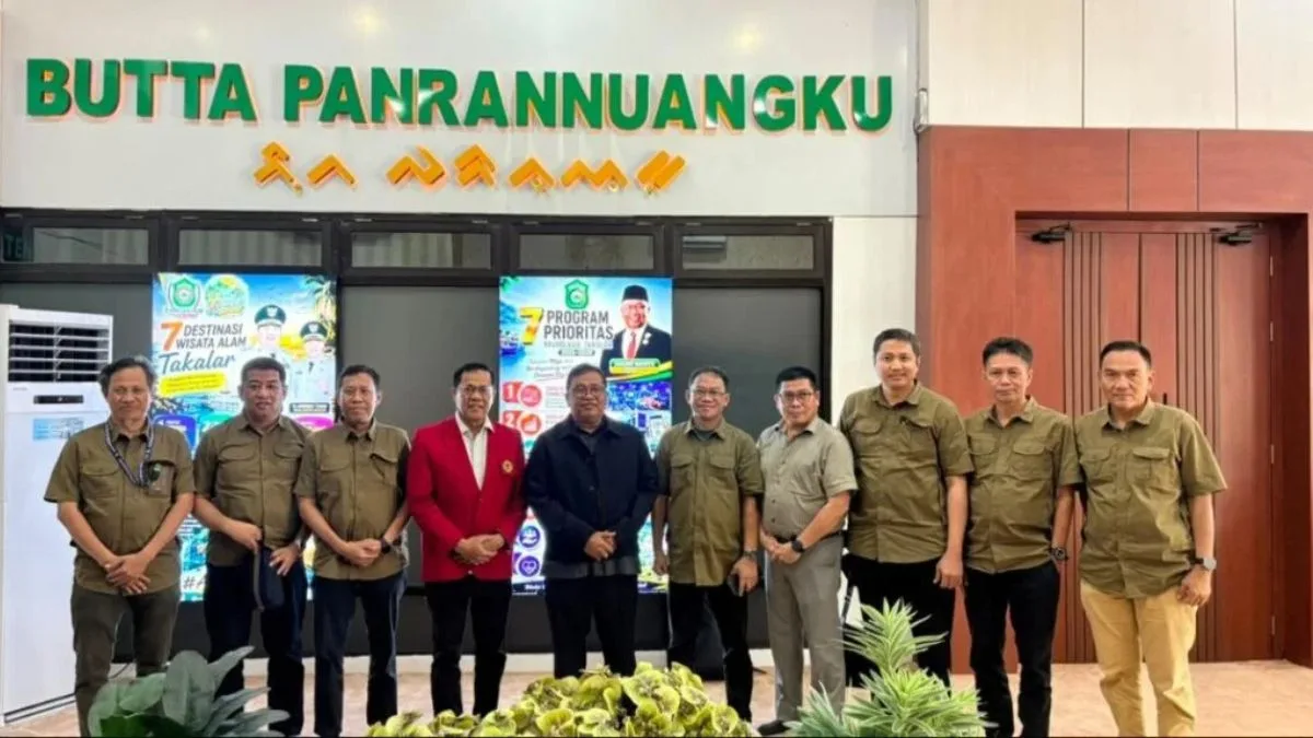 Desa Punaga Takalar Jadi Pusat Pembuatan Kapal Fiber Unhas, Siap Pasok Kebutuhan Nelayan se-Sulawesi Desa Punaga Takalar Jadi Pusat Pembuatan Kapal Fiber Unhas, Siap Pasok Kebutuhan Nelayan se-Sulawesi