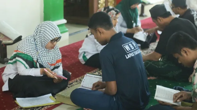 Melalui Pembinaan Keagamaan, Lapas Takalar Cetak Warga Binaan Cinta Al-Qur'an