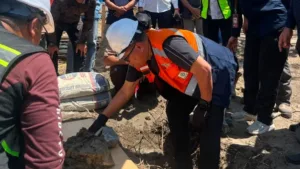Bupati Takalar Lakukan Peletakan Batu Pertama Kampung Nelayan Merah Putih di Topejawa