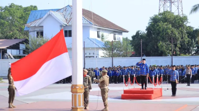 Pimpin Upacara Hari Kesadaran Nasional, Sekda Takalar Ingatkan Integritas ASN