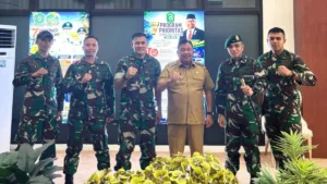 Desa Pa’rapunganta Jadi Lokasi Latihan Terjun Bebas Kostrad Kariango, Bupati Takalar Sambut Silaturahmi Jajaran TNI