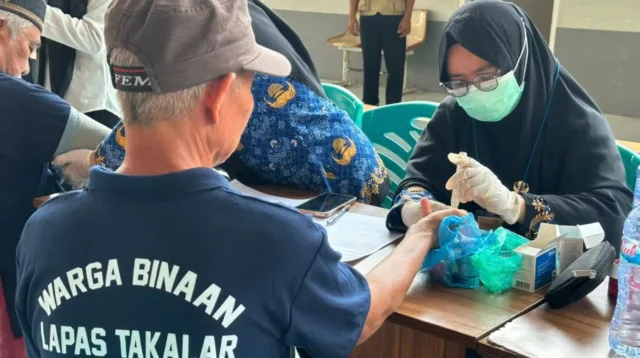 Gandeng Puskesmas Pattallassang, Lapas Takalar Cek Kesehatan 223 Warga Binaan