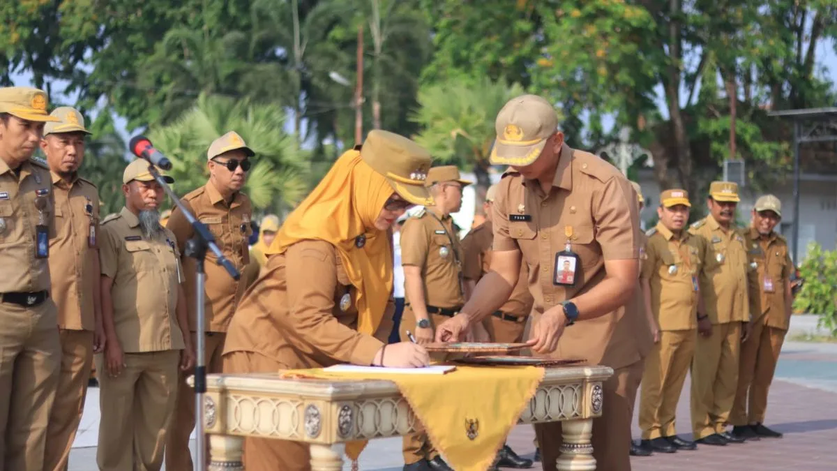 Ingatkan ASN Jadi Pelayan Sejati, Camat Pattallassang Luncurkan Atribut Khusus Gerakan 5S