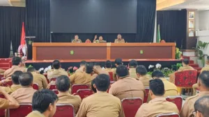 Instruksikan Pencairan Siltap Perangkat Desa, Bupati Takalar Kumpulkan Camat dan Kades Instruksikan Pencairan Siltap Perangkat Desa, Bupati Takalar Kumpulkan Camat dan Kades
