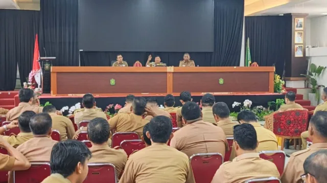 Instruksikan Pencairan Siltap Perangkat Desa, Bupati Takalar Kumpulkan Camat dan Kades