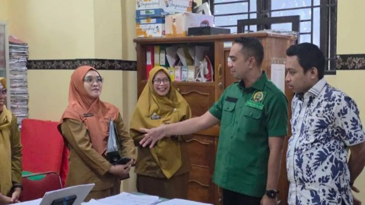 Layanan BPJS Dinsos Takalar Terbatas, Wakil Ketua DPRD Takalar Turun Tangan Layanan BPJS Dinsos Takalar Terbatas, Wakil Ketua DPRD Takalar Turun Tangan