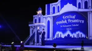 Tutup Festival Pondok Pesantren 2026, Bupati Daeng Manye Puji Bakat Kreatif Para Santri